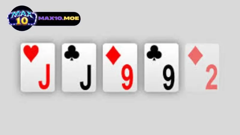 khai-niem-ve-poker-va-vai-tro-cua-doi-trong-game